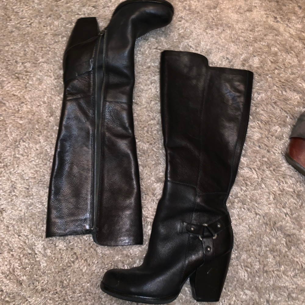 Black boots